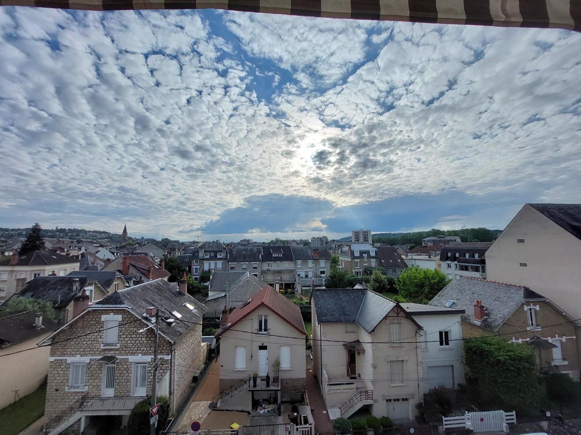 Appartement Dl Les 4 Saisons à Brive-la-Gaillarde Extérieur photo